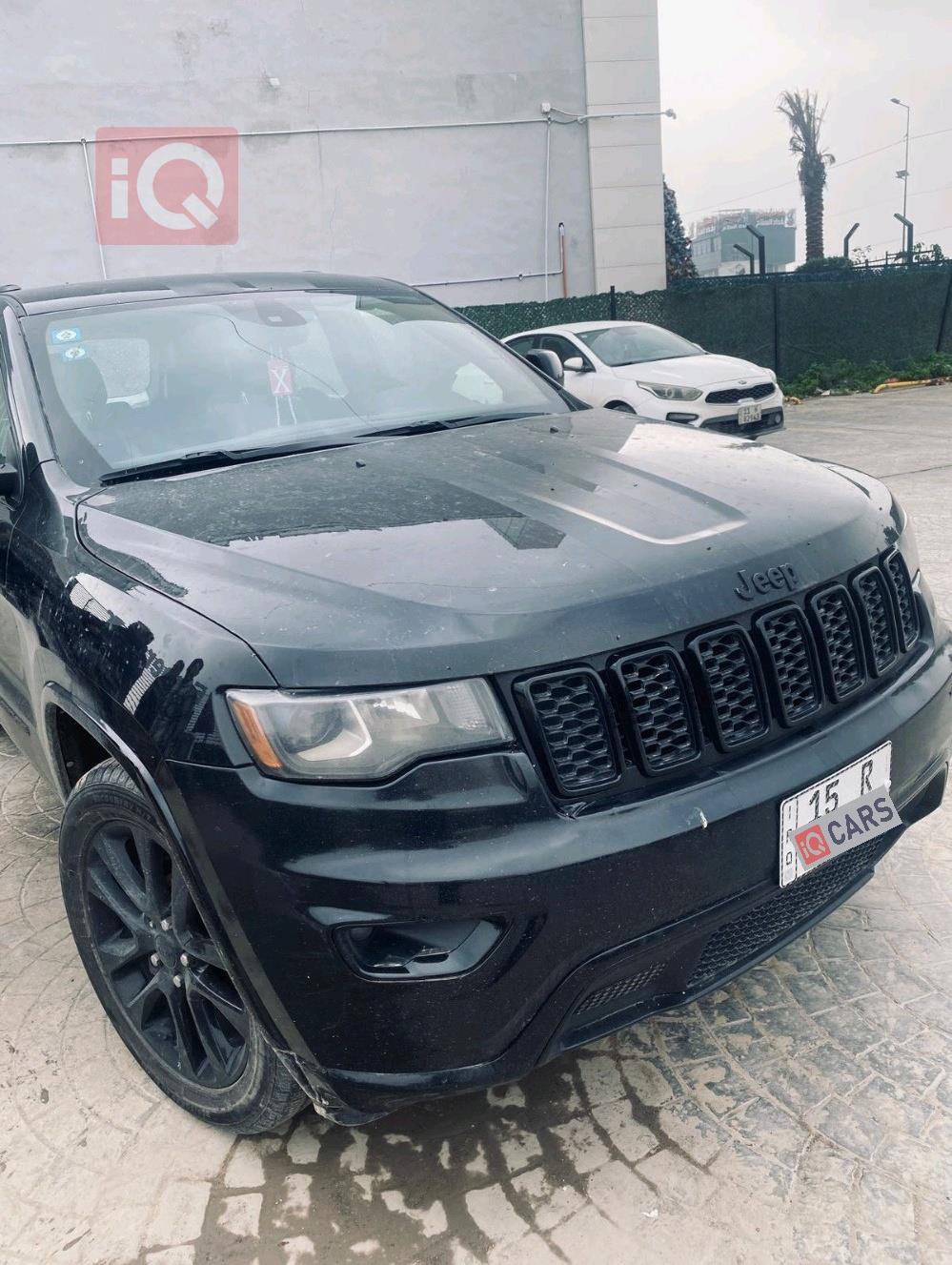 جيب جراند شيروكي